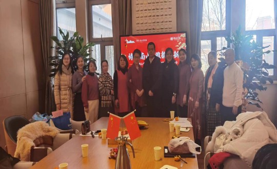 3.國信南山朗讀藝術(shù)沙龍新春詩會現(xiàn)場_副本.jpg 3.國信南山朗讀藝術(shù)沙龍新春詩會現(xiàn)場_副本.jpg