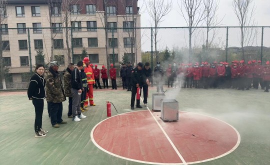 12.物業(yè)總公司南山項(xiàng)目消防培訓(xùn)現(xiàn)場_副本.jpg 12.物業(yè)總公司南山項(xiàng)目消防培訓(xùn)現(xiàn)場_副本.jpg