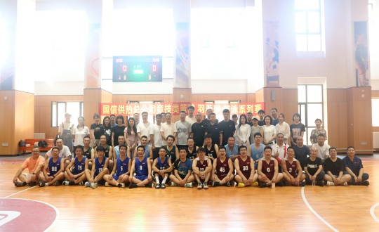 10.供熱總公司“競技類系列賽活動”合影留念(紙刊用)_副本.jpg 10.供熱總公司“競技類系列賽活動”合影留念(紙刊用)_副本.jpg