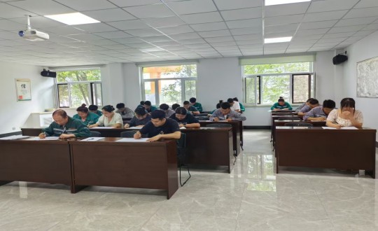 8.裝配式總公司宣貫培訓考試現(xiàn)場_副本.jpg 8.裝配式總公司宣貫培訓考試現(xiàn)場_副本.jpg