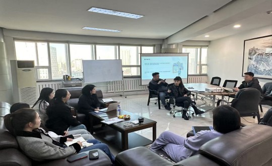 27.健康產(chǎn)業(yè)集團健康管理公司陪診項目組舉辦首次內(nèi)部培訓及答疑交流會_副本.jpg 27.健康產(chǎn)業(yè)集團健康管理公司陪診項目組舉辦首次內(nèi)部培訓及答疑交流會_副本.jpg